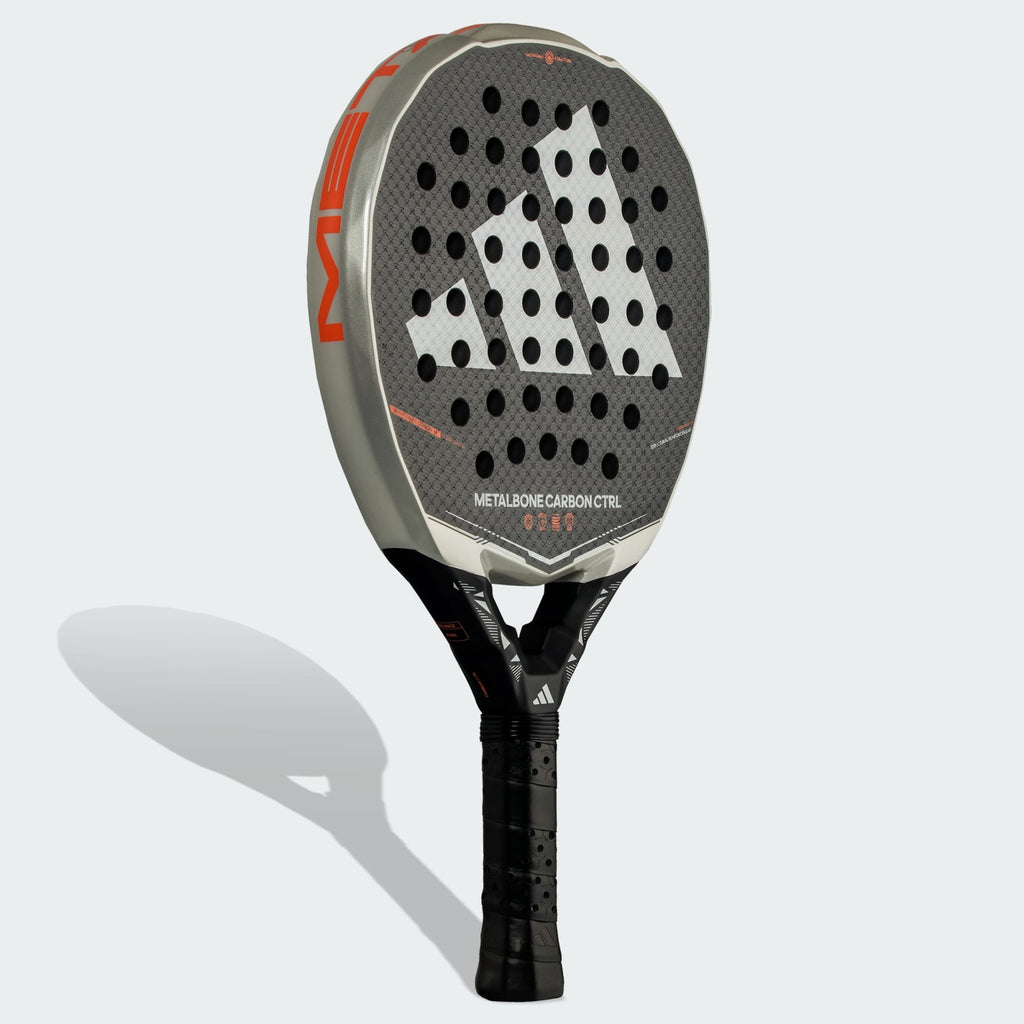 Adidas Metalbone Carbon Ctrl 2026 – foto ufficiale adidas.fi