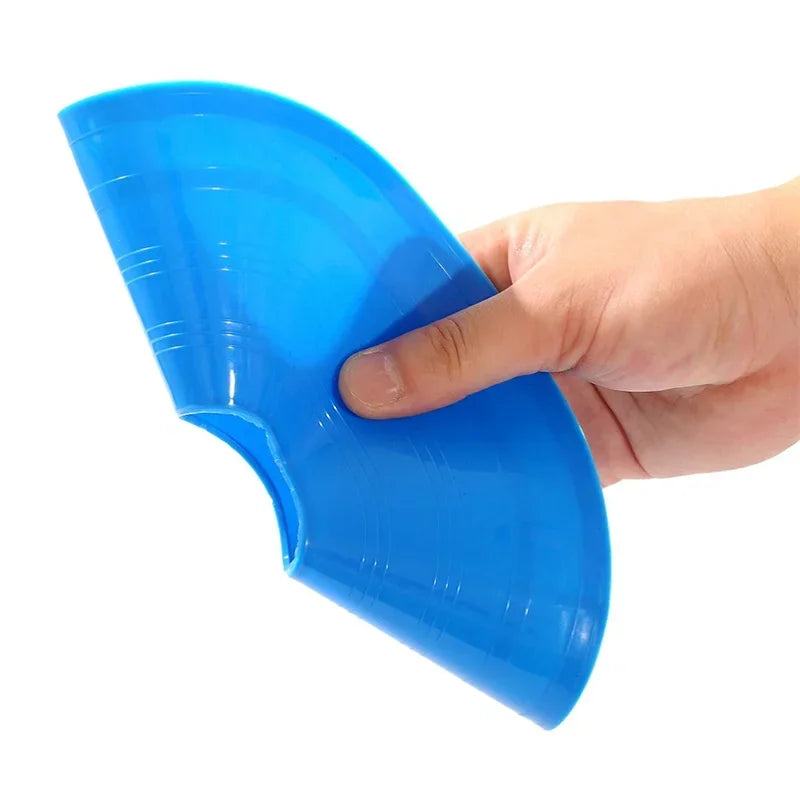 Cono da allenamento in plastica flessibile, piegato a mano